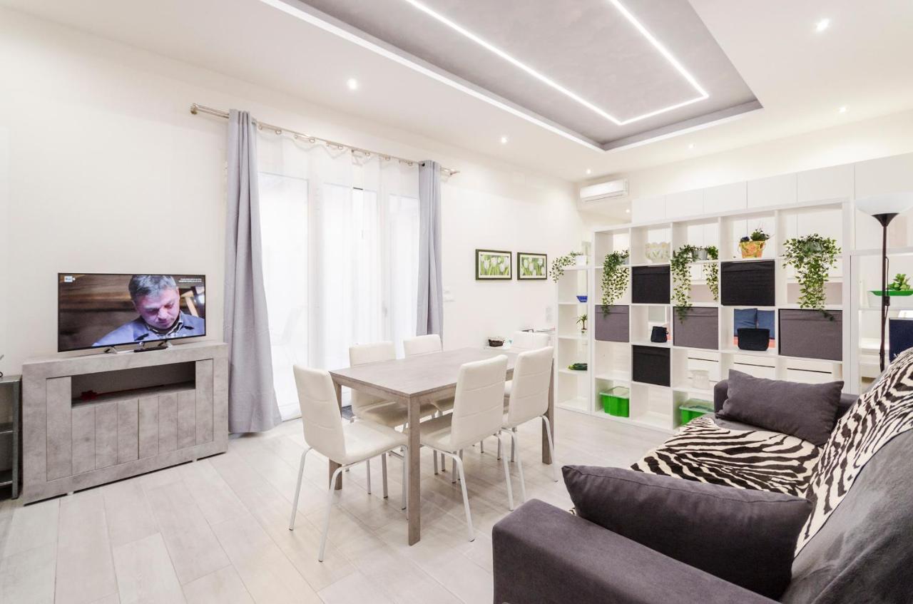 شقة Dimora Santo Stefano: Ampia, Con Giardino Privato بولونيا المظهر الخارجي الصورة